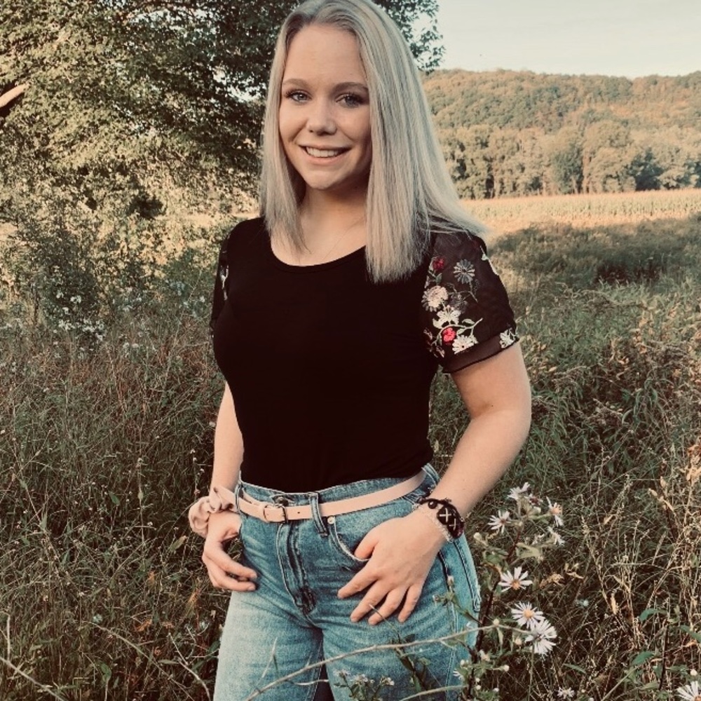 Meet your Posher, Kallie